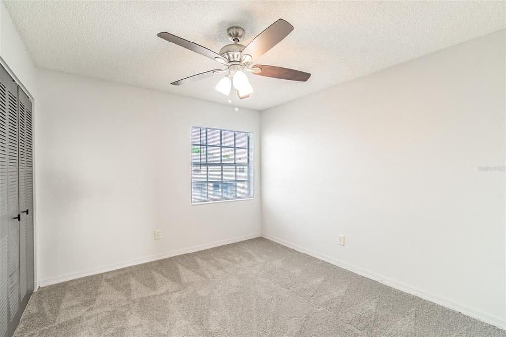 For Sale: $235,000 (2 beds, 1 baths, 1280 Square Feet)