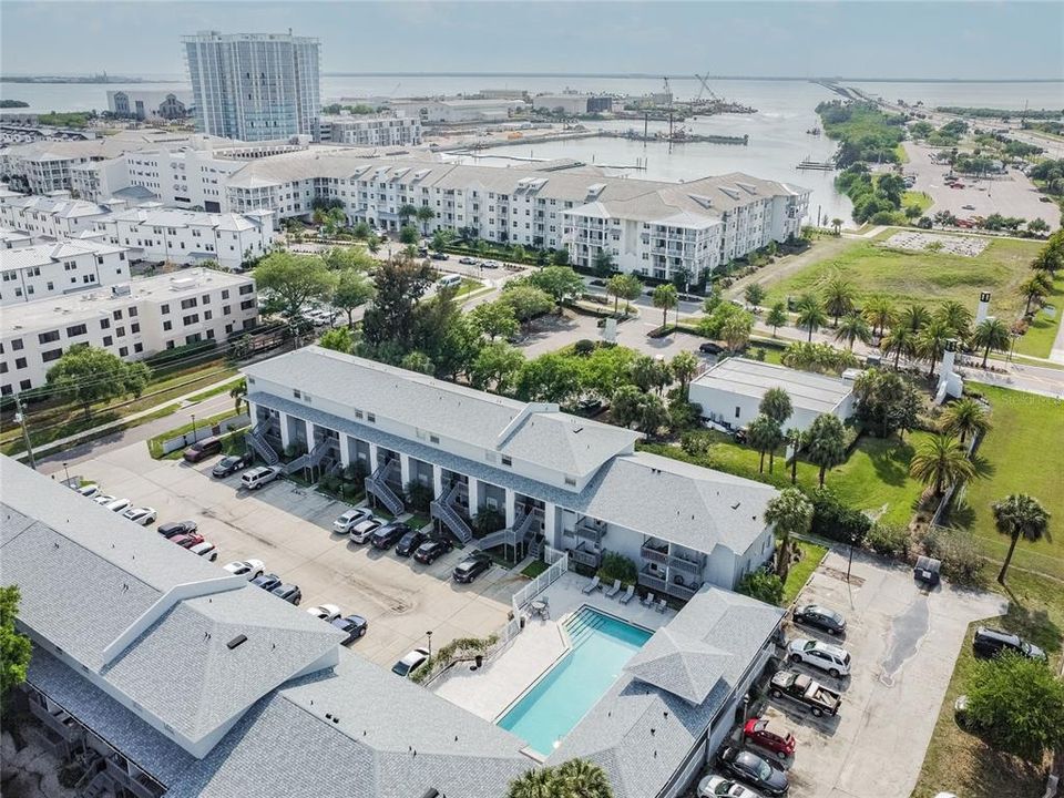 For Sale: $235,000 (2 beds, 1 baths, 1280 Square Feet)