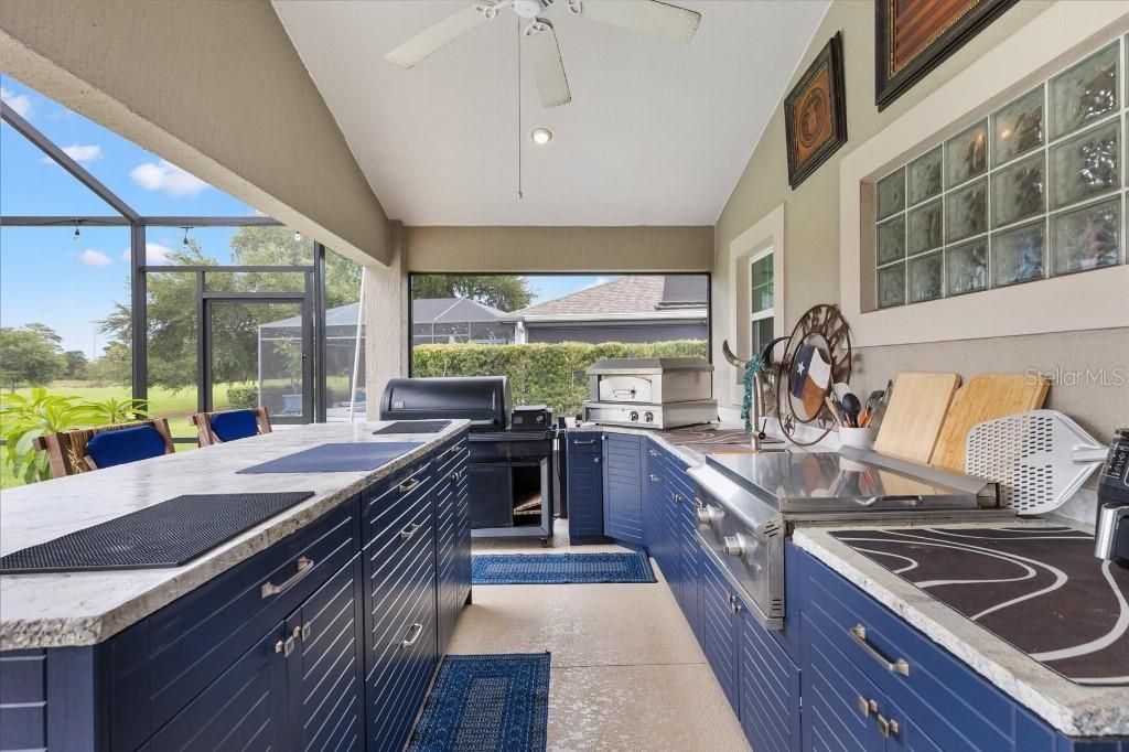 For Sale: $1,175,000 (3 beds, 3 baths, 1990 Square Feet)