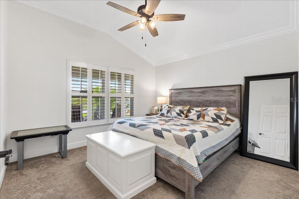 For Sale: $1,175,000 (3 beds, 3 baths, 1990 Square Feet)