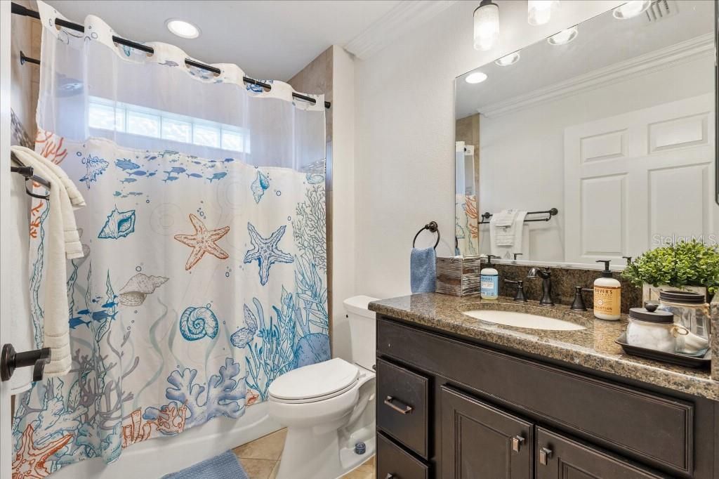 For Sale: $1,175,000 (3 beds, 3 baths, 1990 Square Feet)