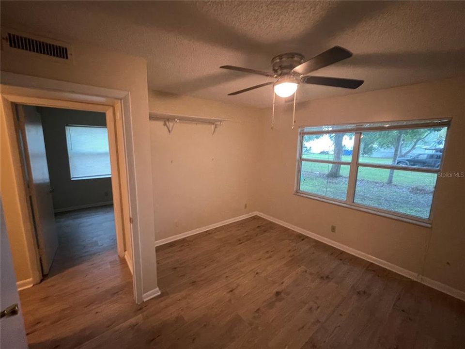 For Rent: $995 (2 beds, 1 baths, 748 Square Feet)