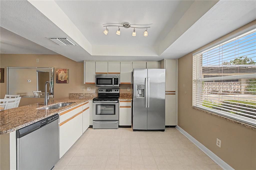 En Venta: $189,900 (2 camas, 2 baños, 1148 Pies cuadrados)