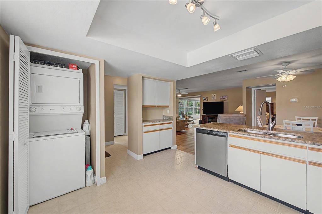 En Venta: $189,900 (2 camas, 2 baños, 1148 Pies cuadrados)