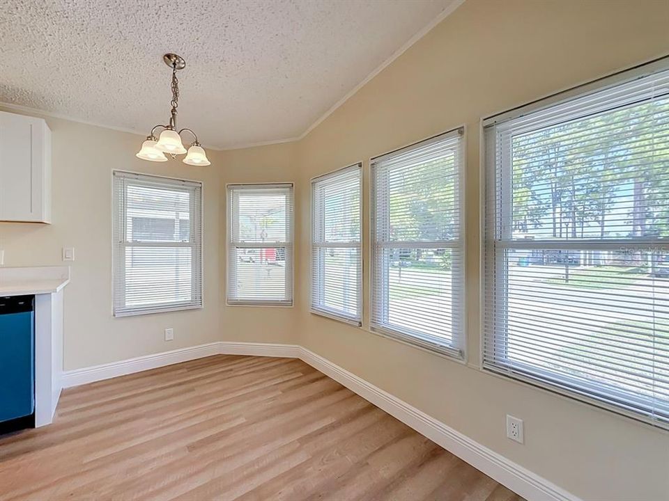 Activo con contrato: $195,000 (2 camas, 2 baños, 1352 Pies cuadrados)