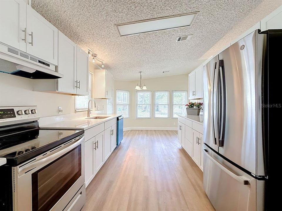 Activo con contrato: $195,000 (2 camas, 2 baños, 1352 Pies cuadrados)
