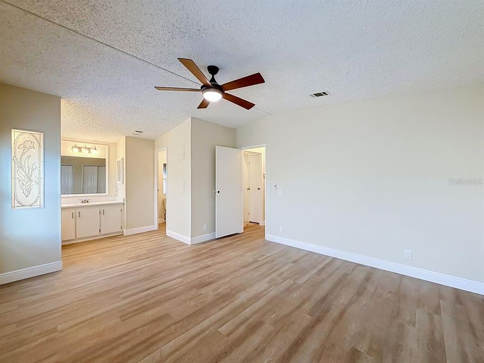 Activo con contrato: $195,000 (2 camas, 2 baños, 1352 Pies cuadrados)