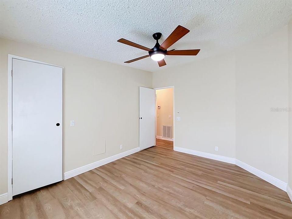 Activo con contrato: $195,000 (2 camas, 2 baños, 1352 Pies cuadrados)