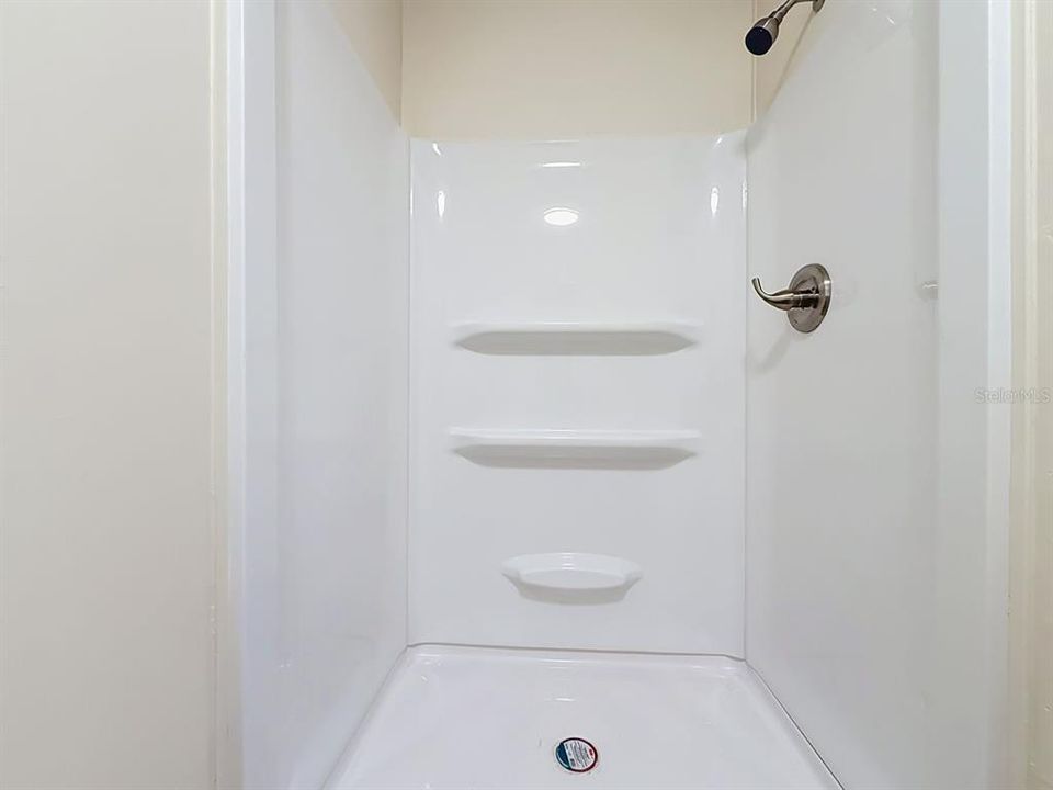 Activo con contrato: $195,000 (2 camas, 2 baños, 1352 Pies cuadrados)