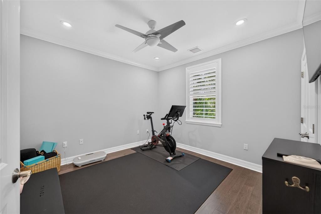 For Sale: $3,400,000 (5 beds, 4 baths, 3457 Square Feet)