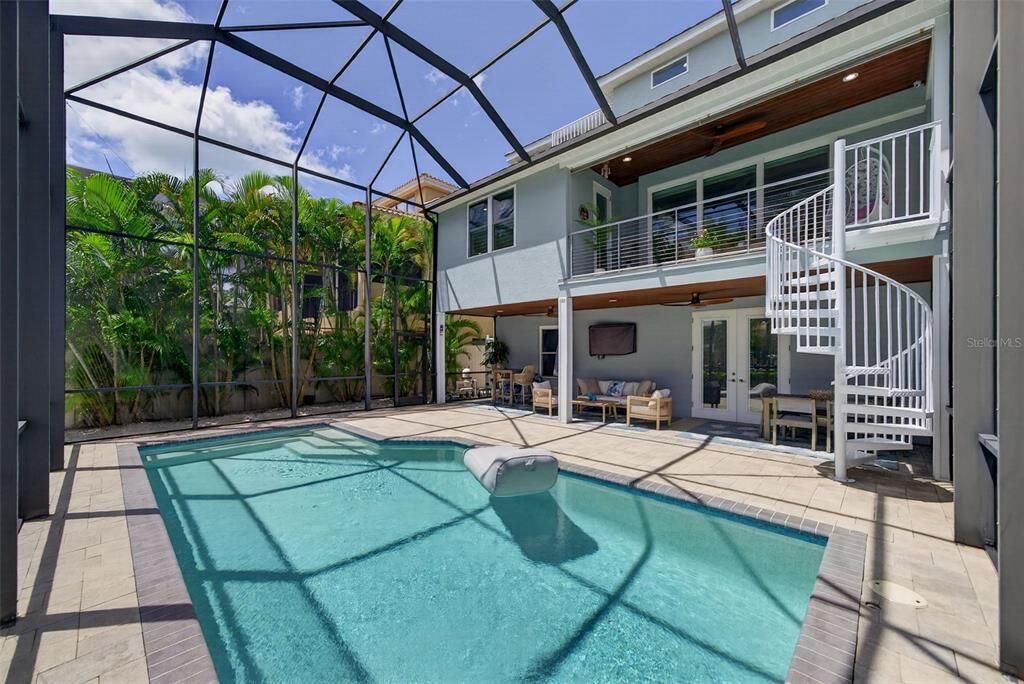 For Sale: $3,400,000 (5 beds, 4 baths, 3457 Square Feet)
