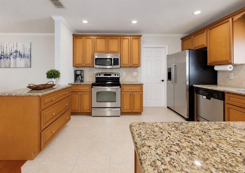 For Sale: $459,000 (3 beds, 2 baths, 1700 Square Feet)
