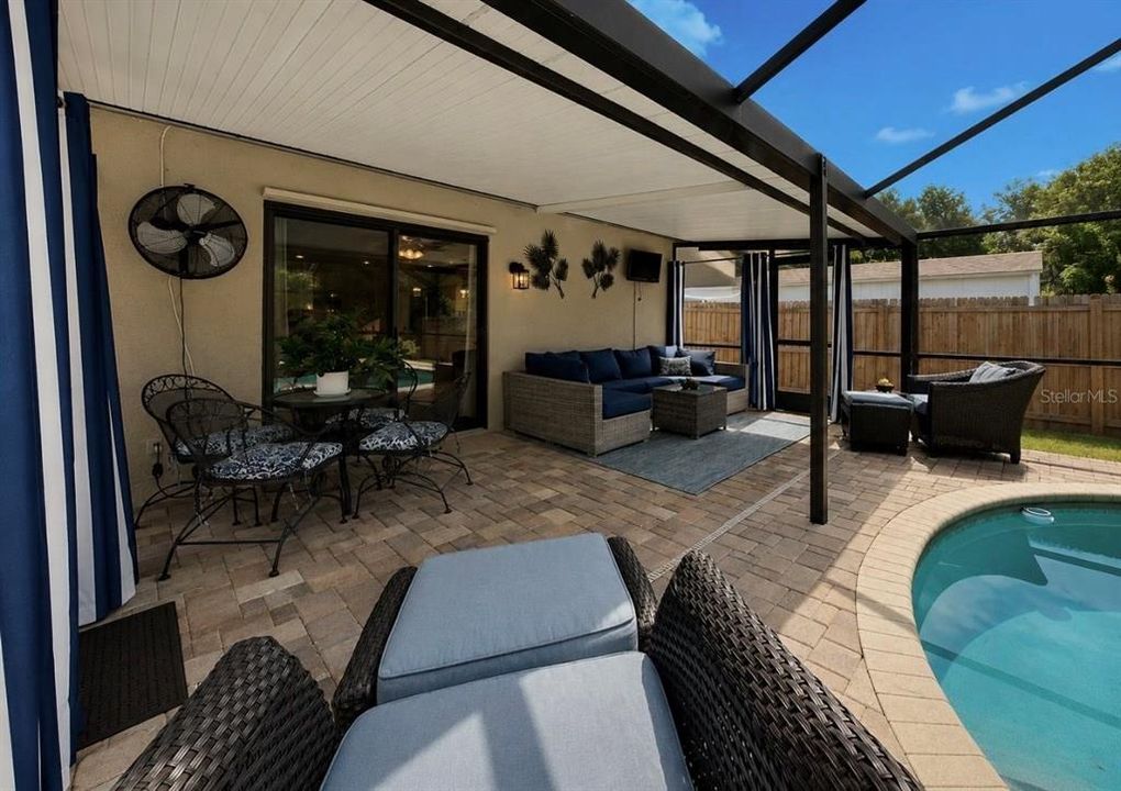 For Sale: $459,000 (3 beds, 2 baths, 1700 Square Feet)