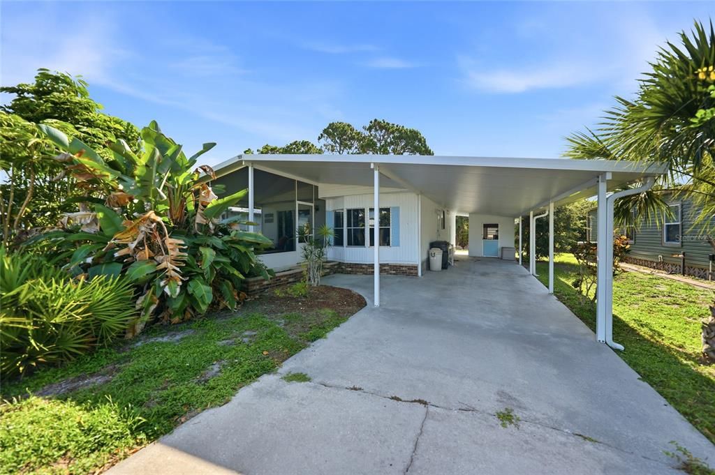 For Sale: $138,500 (2 beds, 2 baths, 964 Square Feet)