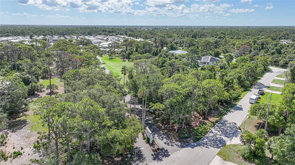 For Sale: $138,500 (2 beds, 2 baths, 964 Square Feet)