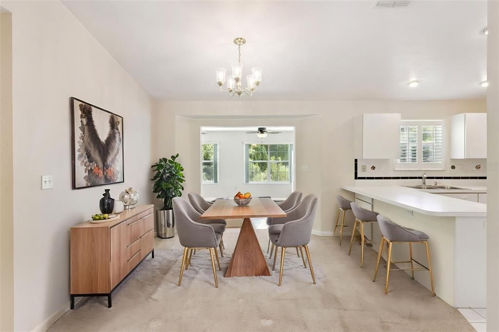 For Sale: $359,000 (3 beds, 2 baths, 1661 Square Feet)
