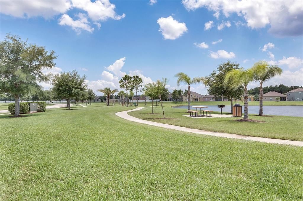 For Sale: $359,000 (3 beds, 2 baths, 1661 Square Feet)