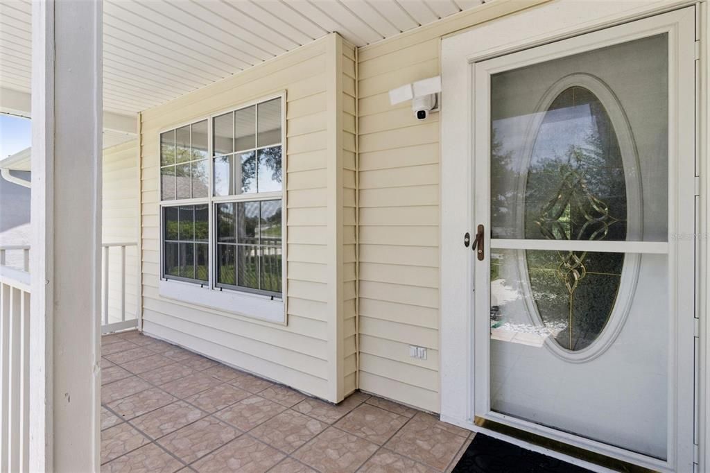 For Sale: $359,000 (3 beds, 2 baths, 1661 Square Feet)