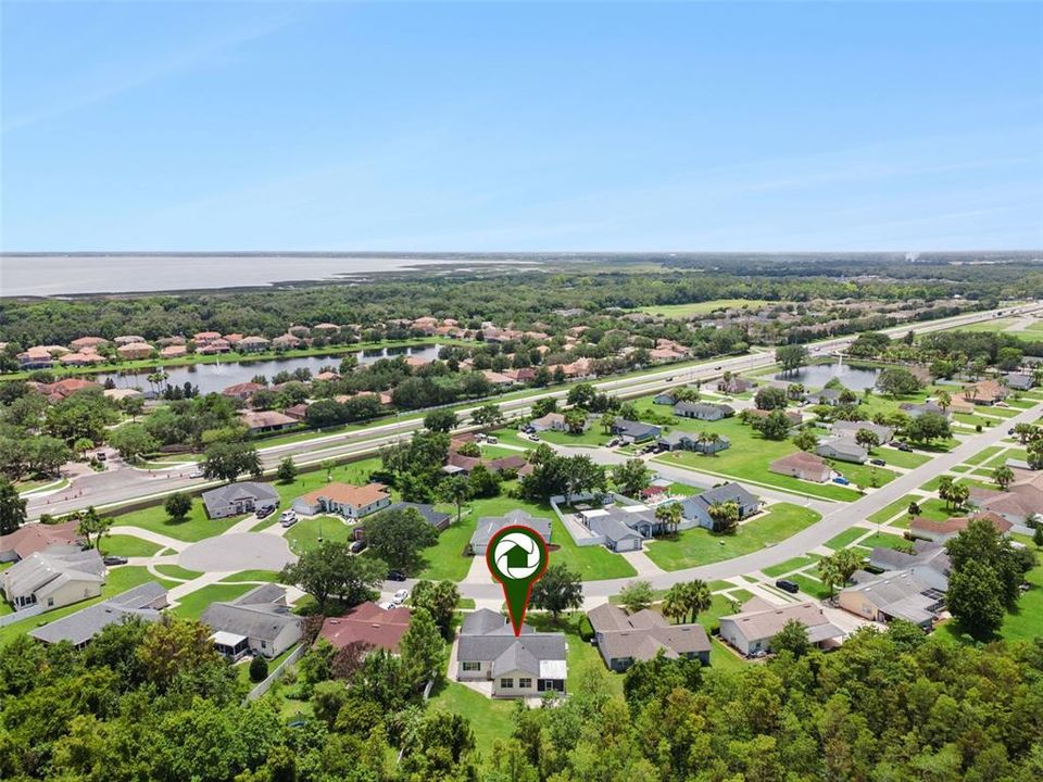 For Sale: $359,000 (3 beds, 2 baths, 1661 Square Feet)