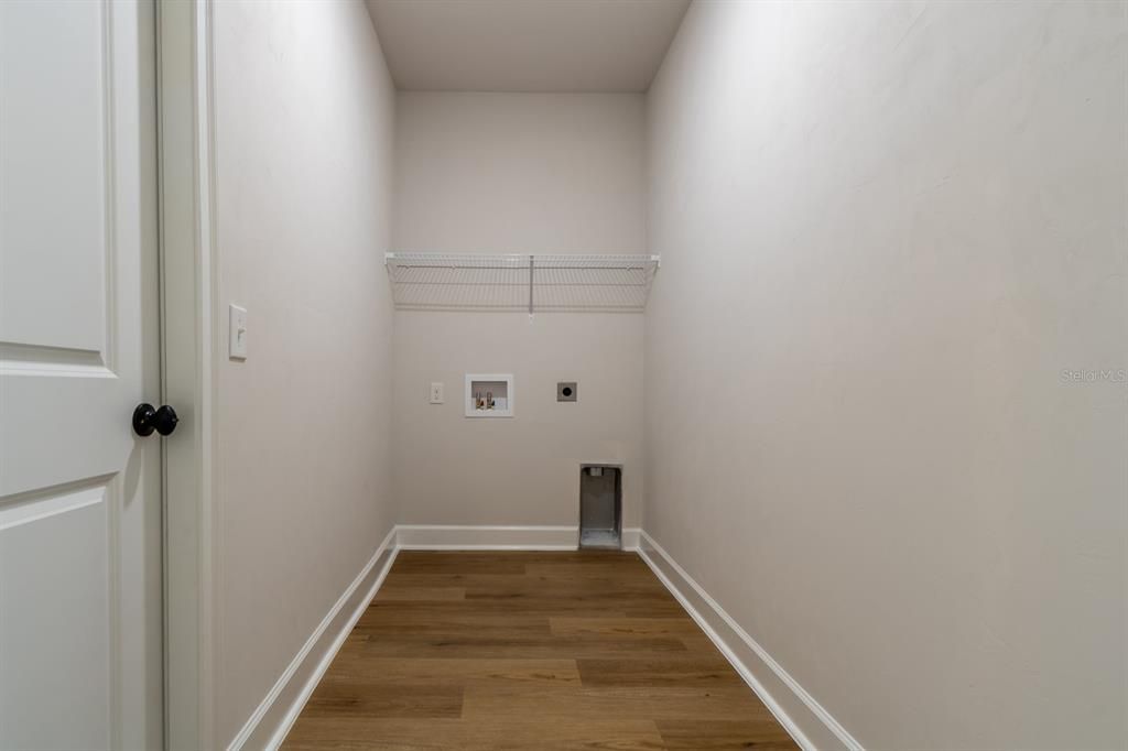 En Venta: $310,000 (3 camas, 2 baños, 1547 Pies cuadrados)