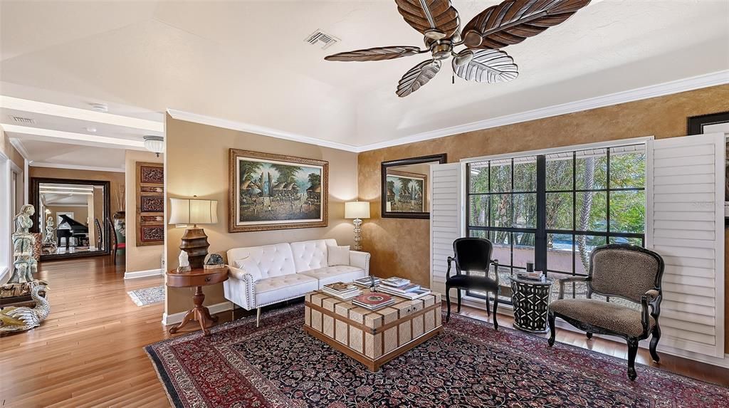 En Venta: $824,900 (4 camas, 3 baños, 3169 Pies cuadrados)