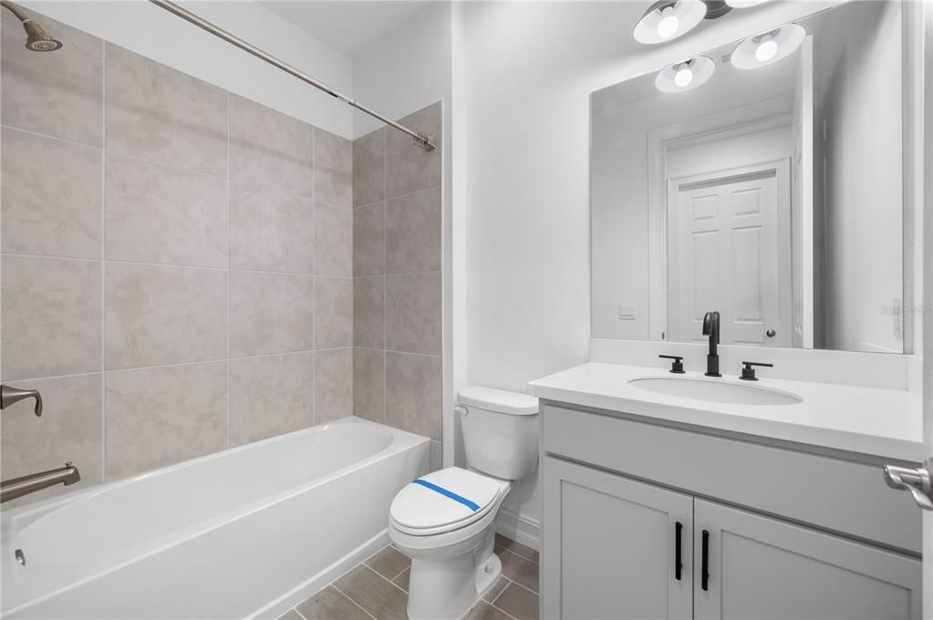 For Sale: $269,900 (2 beds, 2 baths, 1516 Square Feet)