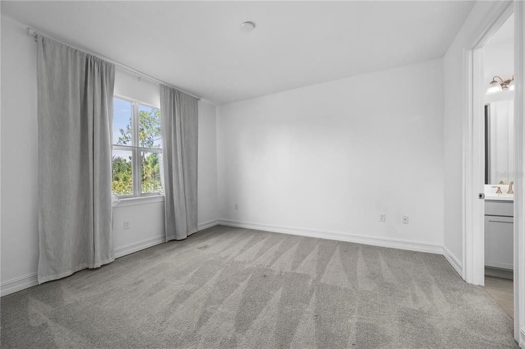 For Sale: $269,900 (2 beds, 2 baths, 1516 Square Feet)