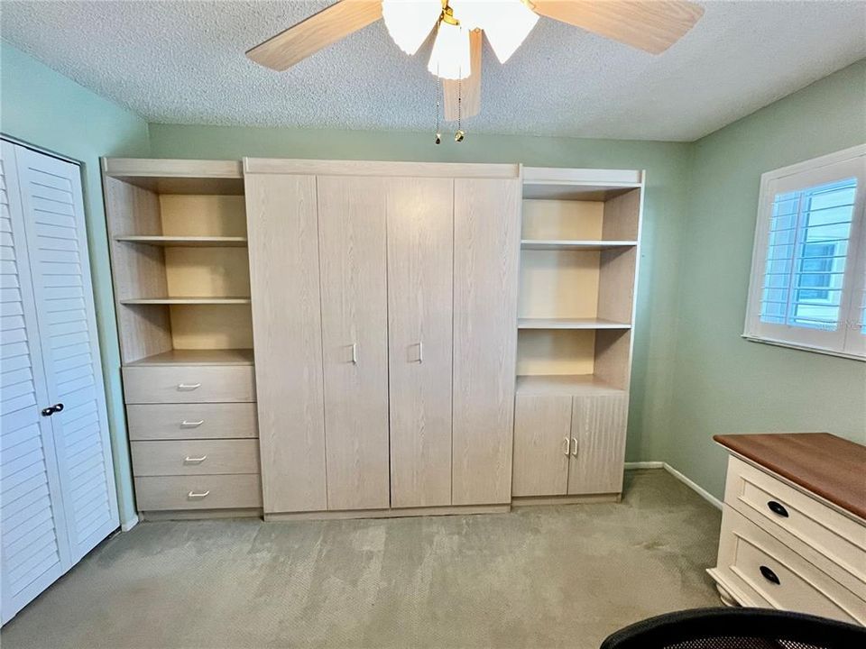 For Sale: $189,900 (2 beds, 2 baths, 1130 Square Feet)