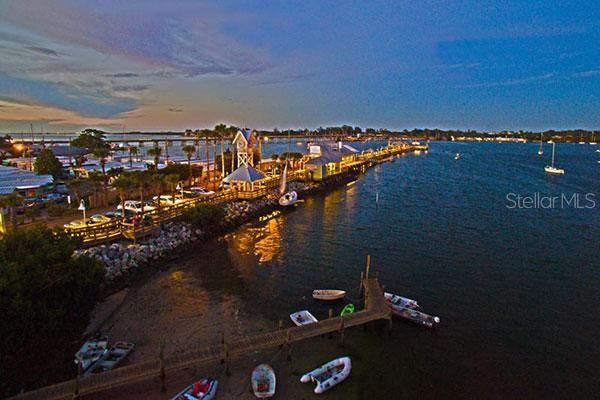 En Venta: $899,000 (0.12 acres)