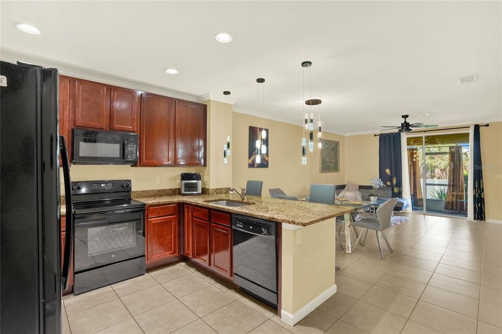 En Venta: $285,000 (3 camas, 2 baños, 1539 Pies cuadrados)