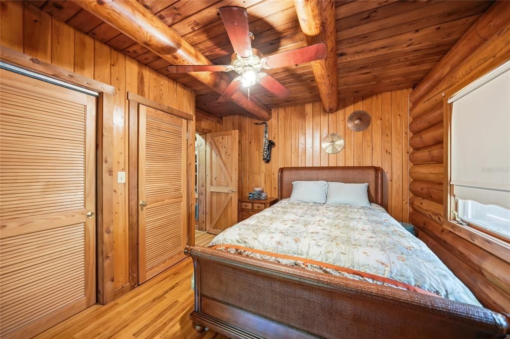 На продажу: $799,000 (2 спален, 2 ванн, 2130 Квадратных фут)