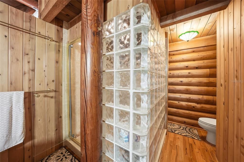 На продажу: $799,000 (2 спален, 2 ванн, 2130 Квадратных фут)