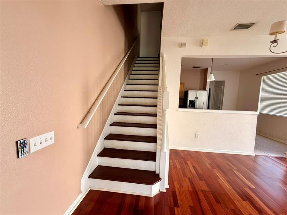 На продажу: $259,900 (3 спален, 2 ванн, 1545 Квадратных фут)