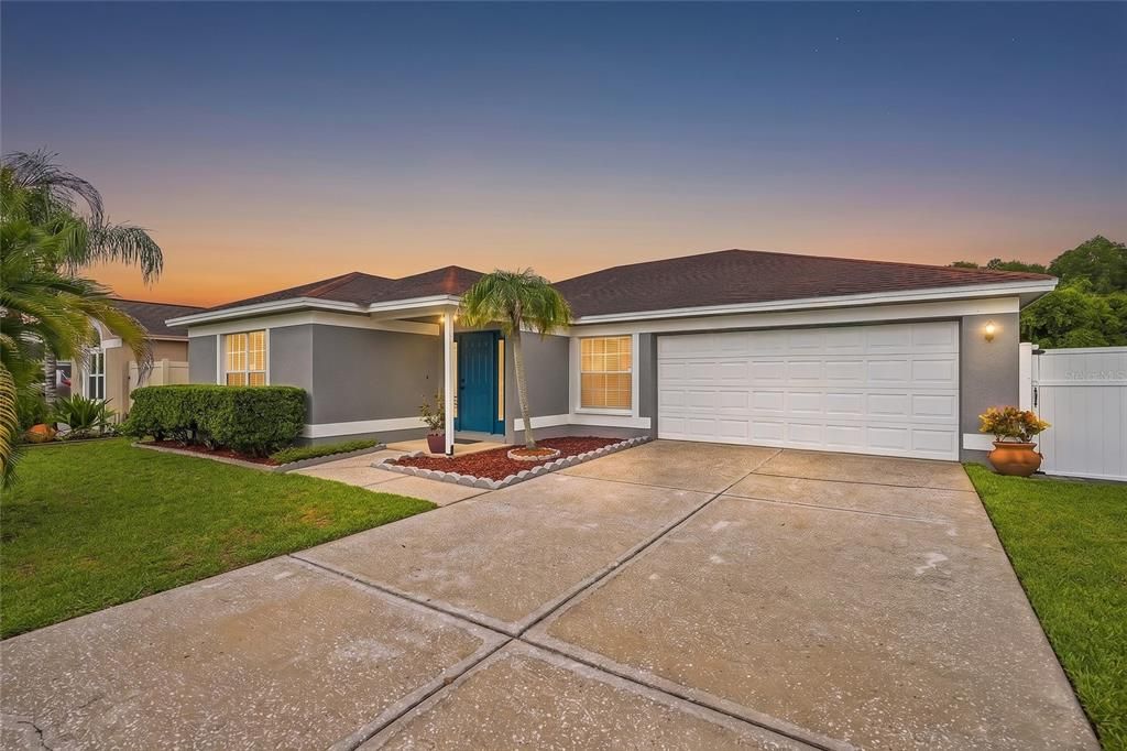 En Venta: $477,900 (3 camas, 2 baños, 1634 Pies cuadrados)