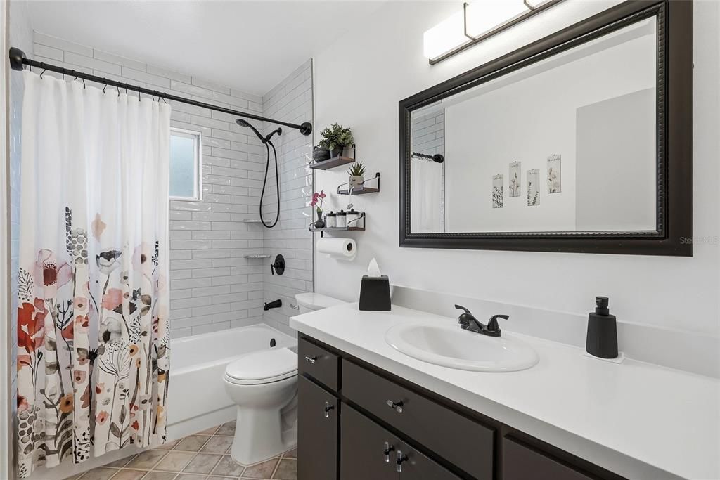 En Venta: $477,900 (3 camas, 2 baños, 1634 Pies cuadrados)