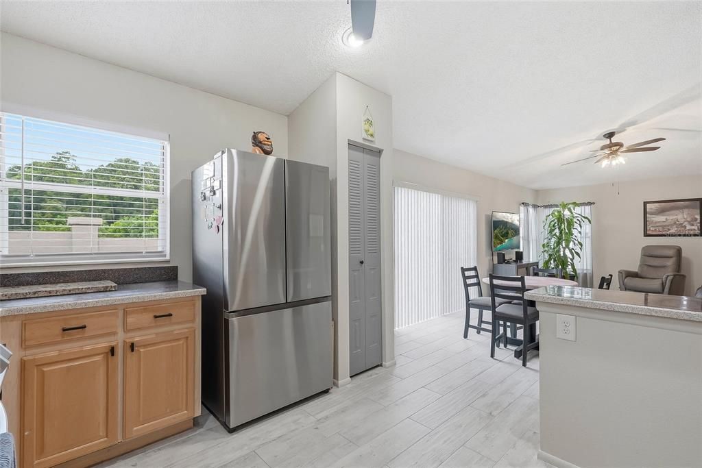 En Venta: $477,900 (3 camas, 2 baños, 1634 Pies cuadrados)