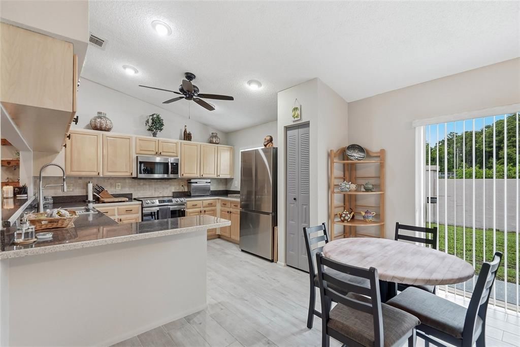 En Venta: $477,900 (3 camas, 2 baños, 1634 Pies cuadrados)