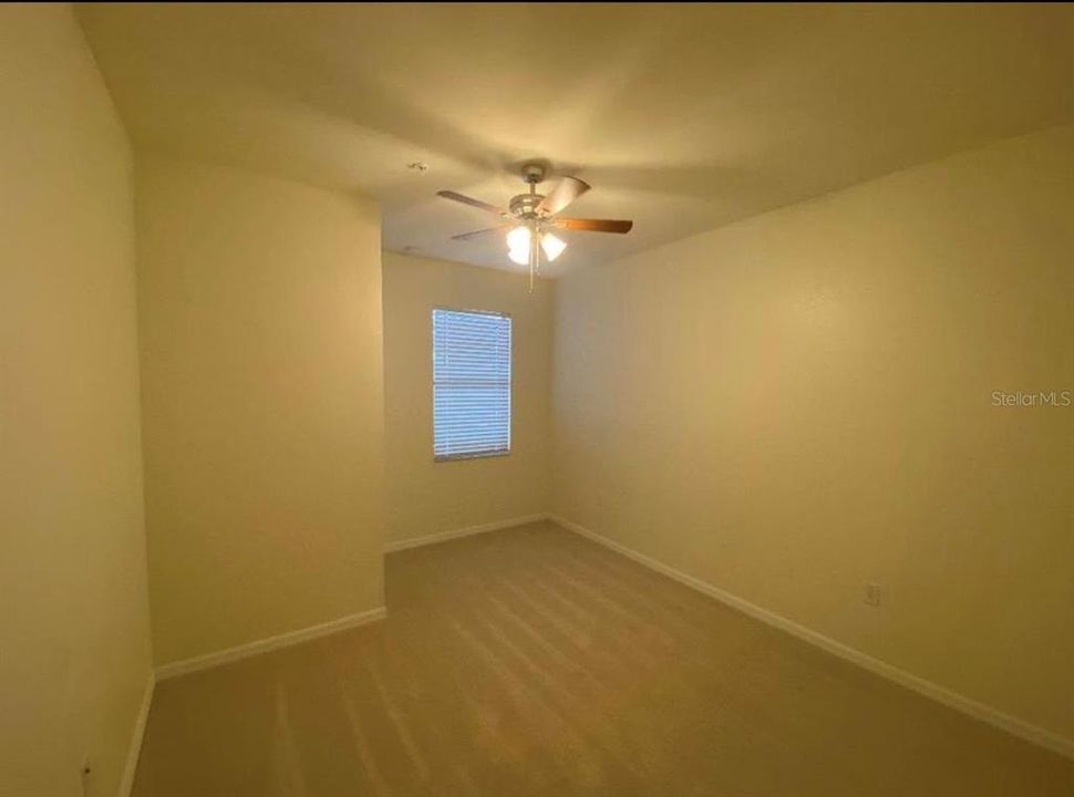 For Rent: $2,500 (3 beds, 2 baths, 1949 Square Feet)