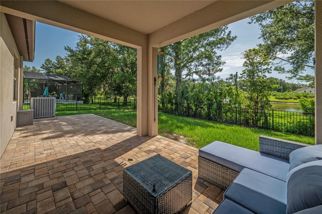 На продажу: $359,000 (3 спален, 2 ванн, 1560 Квадратных фут)