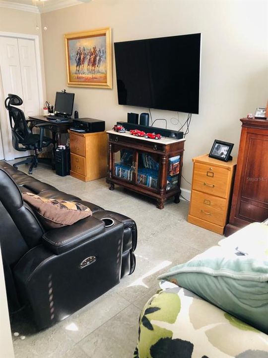 En Venta: $320,000 (2 camas, 2 baños, 1130 Pies cuadrados)