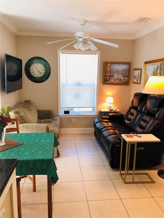 En Venta: $320,000 (2 camas, 2 baños, 1130 Pies cuadrados)