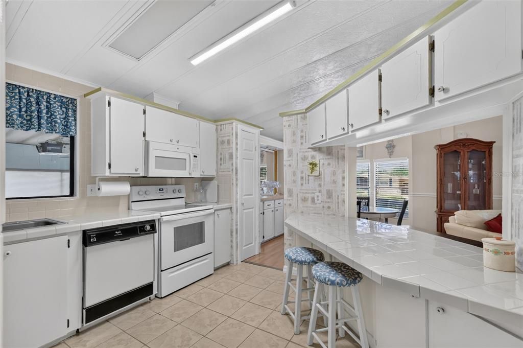 Activo con contrato: $179,900 (2 camas, 2 baños, 1312 Pies cuadrados)