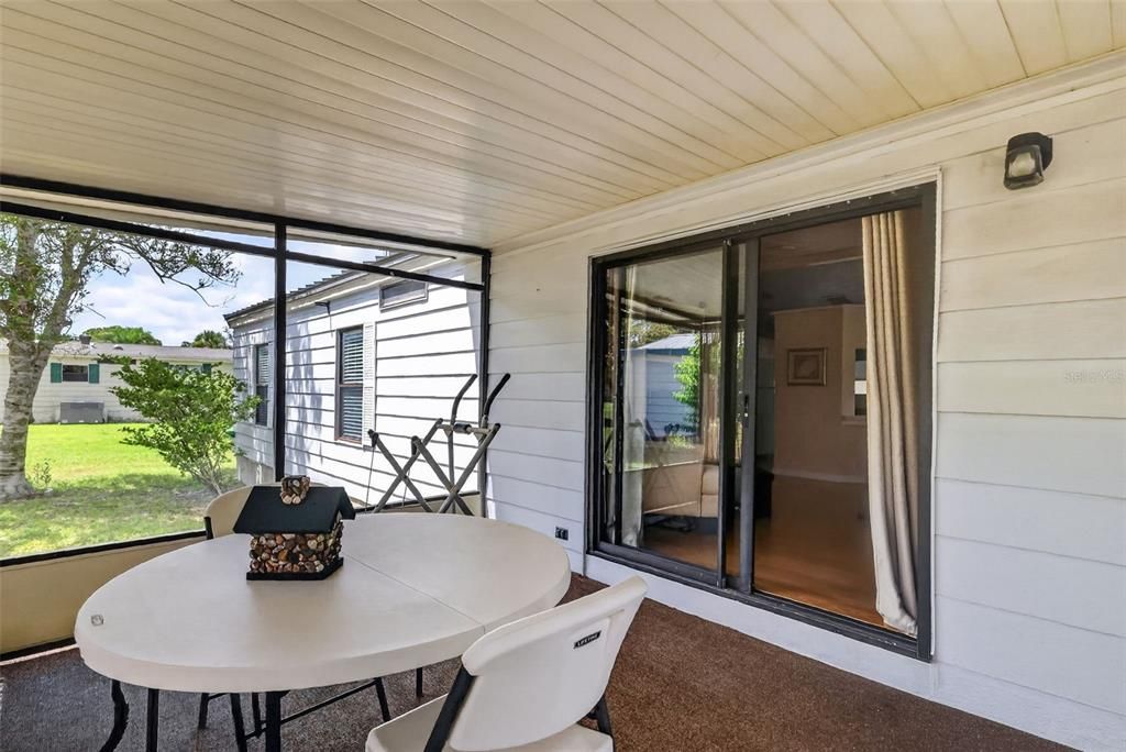 Activo con contrato: $179,900 (2 camas, 2 baños, 1312 Pies cuadrados)
