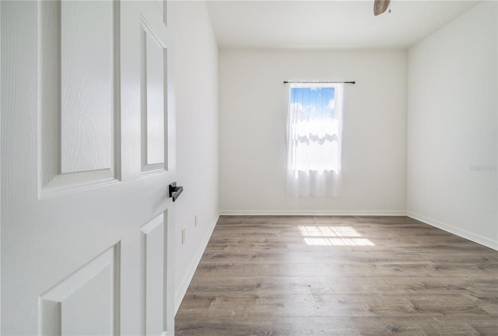 En Venta: $295,000 (3 camas, 2 baños, 1844 Pies cuadrados)