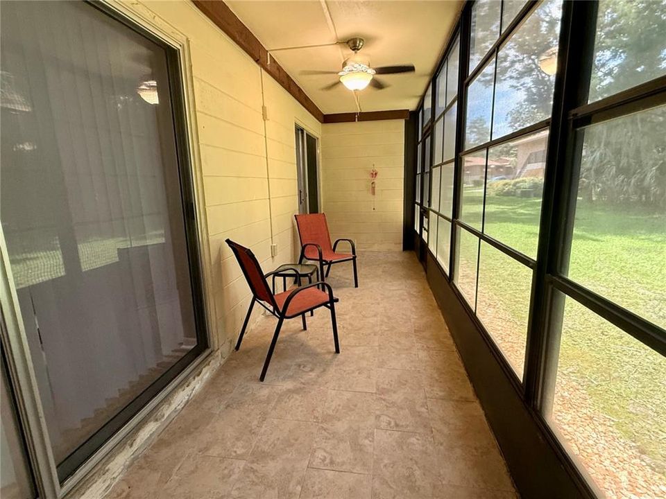 En Venta: $179,900 (2 camas, 2 baños, 897 Pies cuadrados)