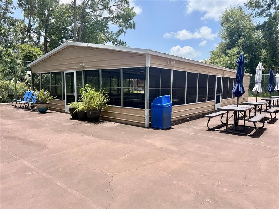 En Venta: $179,900 (2 camas, 2 baños, 897 Pies cuadrados)