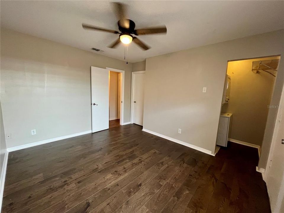 For Rent: $1,800 (2 beds, 1 baths, 775 Square Feet)