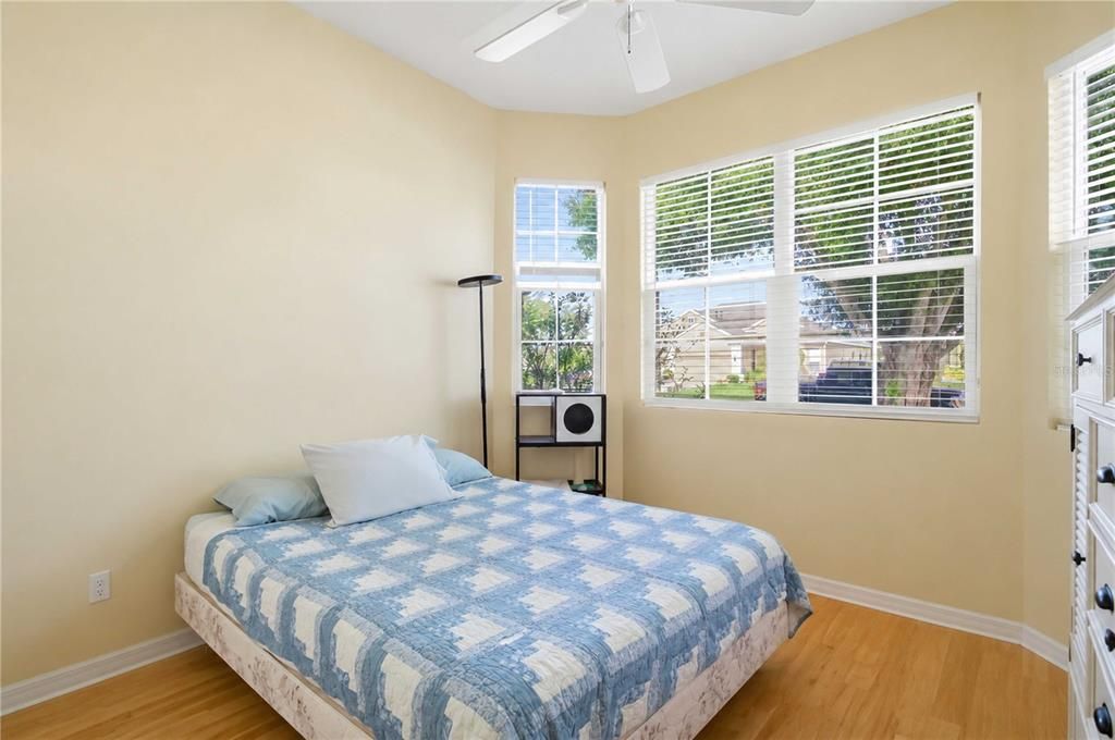 For Sale: $319,500 (2 beds, 2 baths, 1697 Square Feet)