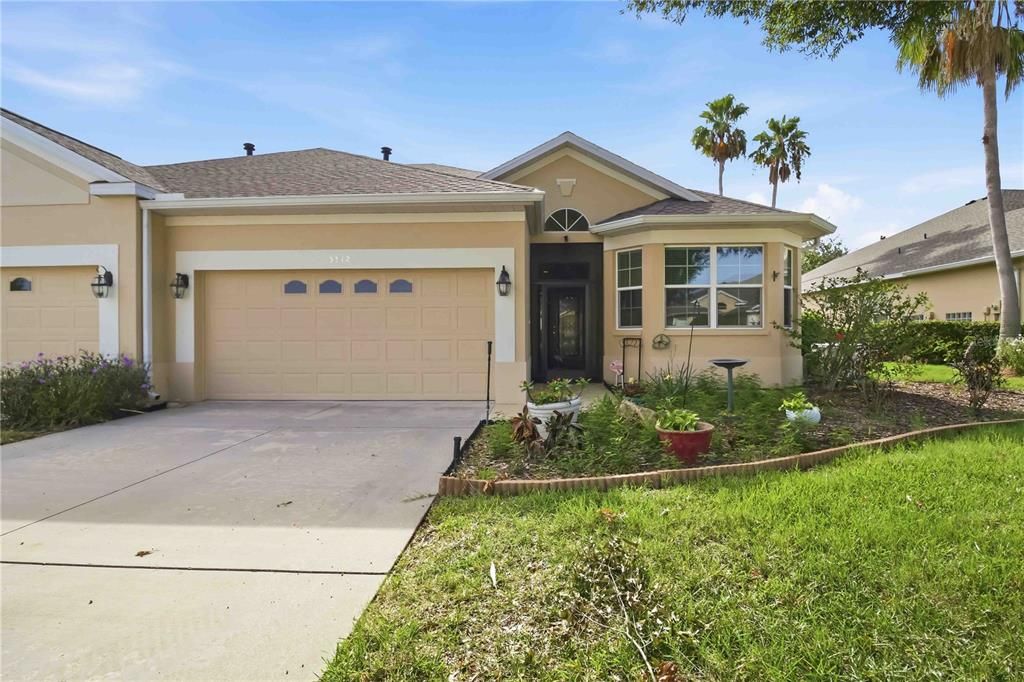 For Sale: $319,500 (2 beds, 2 baths, 1697 Square Feet)