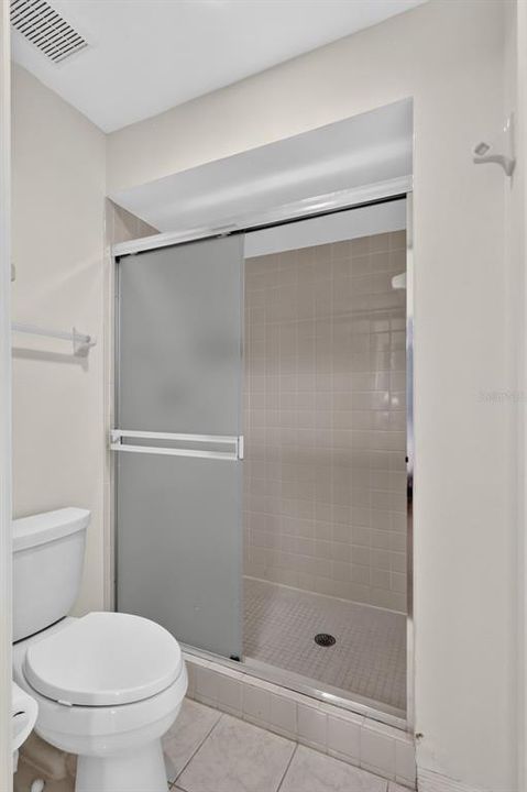 На продажу: $179,000 (2 спален, 2 ванн, 1118 Квадратных фут)